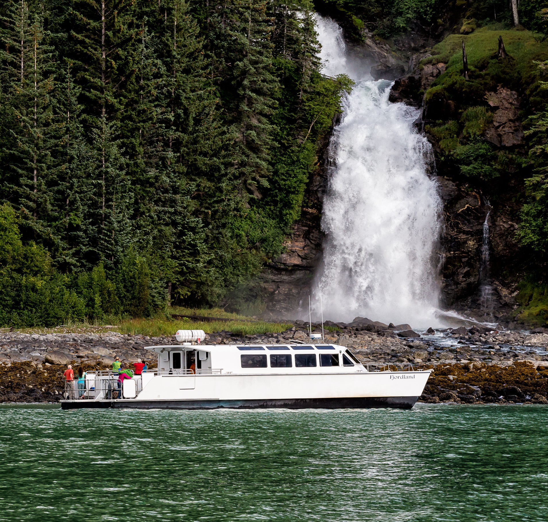 alaska yukon discovery tours